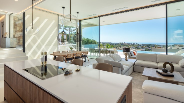 Belle maison dans la vallée du golf avec vue panoramique - Villa à vendre à Nueva Andalucia