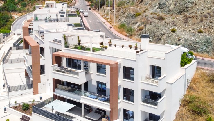 Penthouse with panoramic views. - Apartment for sale in Alborada Homes, Benahavis
