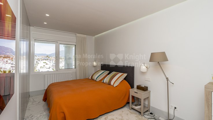 Квартира в пляжном комплексе на первой линии - Апартамент на продажу в Guadalmina Baja, Сан Педро де Алькантара