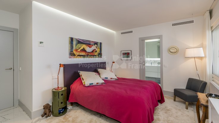 Apartamento en complejo en primera línea de playa - Apartamento en venta en Guadalmina Baja, San Pedro de Alcantara