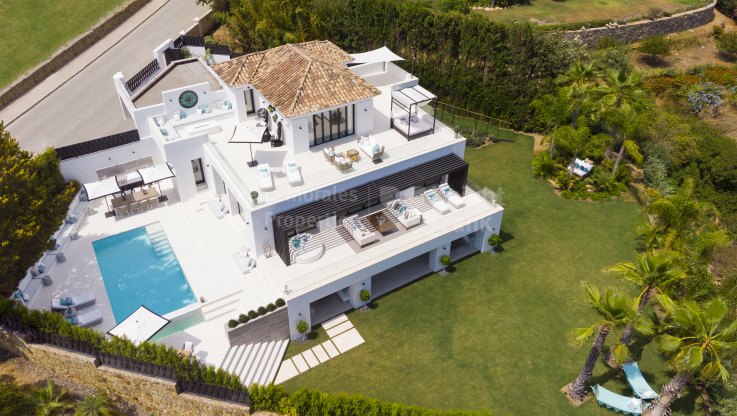 Villa au cœur de la vallée du golf - Villa à vendre à Haza del Conde, Nueva Andalucia