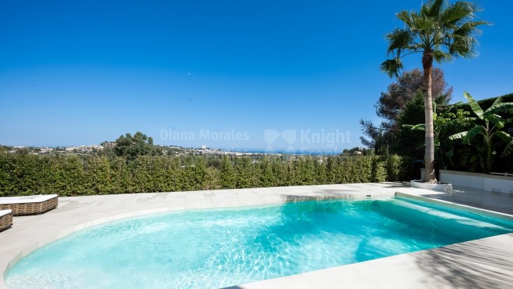 Wunderschöne Familienvilla in La Quinta mit Panoramablick - Villa zum Verkauf in La Quinta, Benahavis