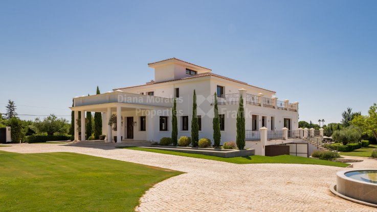 Espectacular finca próxima a servicios en Valle del Sol-Guadalmina - Villa en venta en Valle del Sol, San Pedro de Alcantara