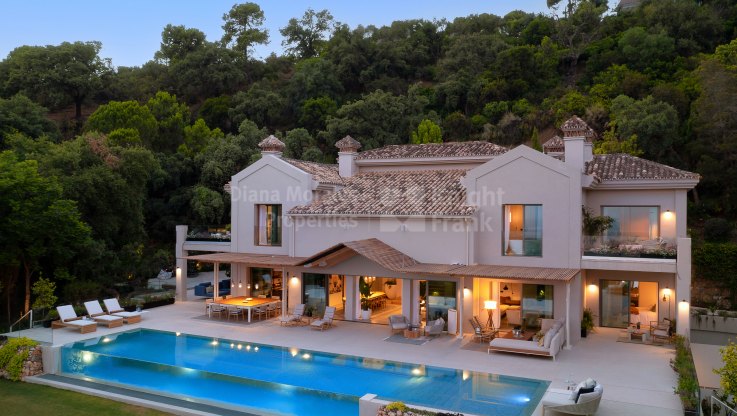 Villa Nueva en La Zagaleta con espectaculares vistas de la costa - Villa en venta en La Zagaleta, Benahavis