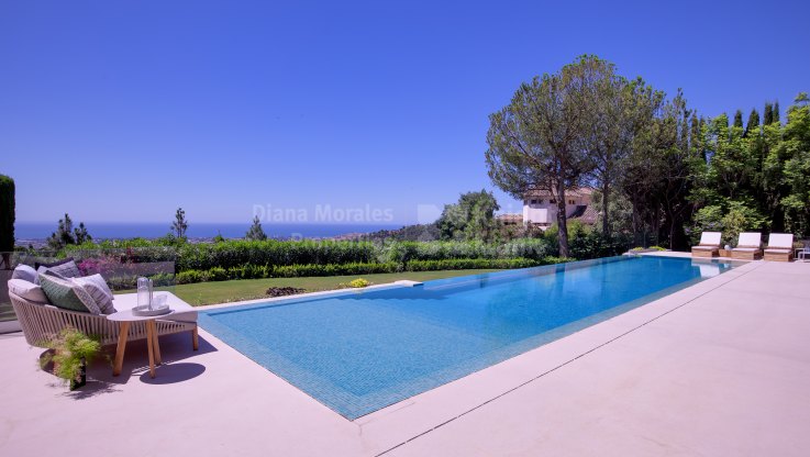 New Villa in La Zagaleta with magnificent sea views - Villa for sale in La Zagaleta, Benahavis