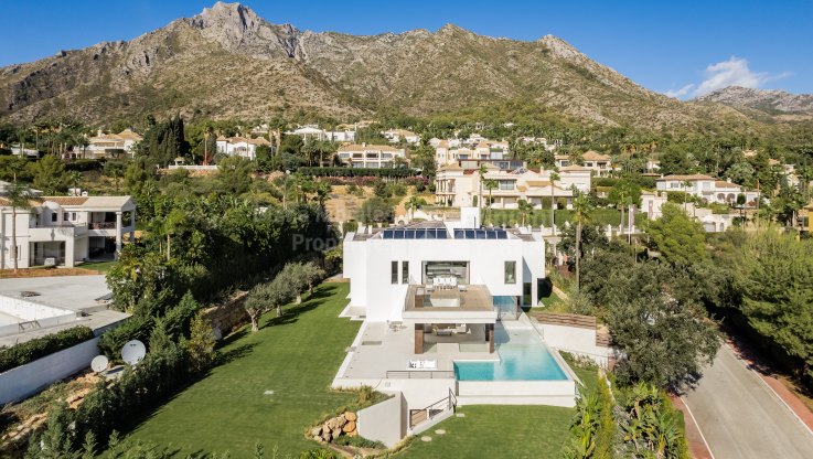 Outstanding villa for sale in Sierra Blanca - Villa for sale in Sierra Blanca, Marbella Golden Mile