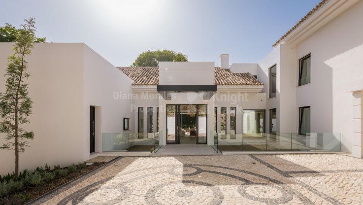 Villa elegantemente decorada en El Paraíso - Villa en venta en El Paraiso, Estepona