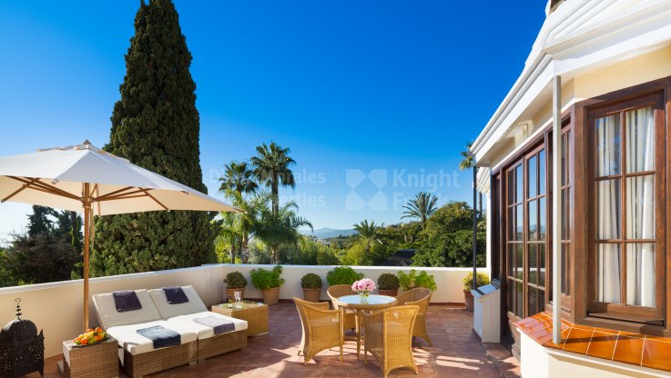 Encanto y estilo andaluz - Villa en alquiler en Marbella Hill Club, Marbella Milla de Oro