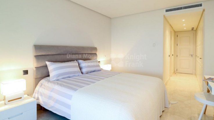 Ground floor apartment with sea views for sale - Ground Floor Apartment for sale in Doncella Beach, Estepona
