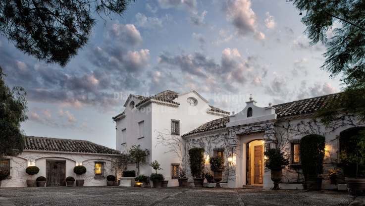 Einfach überwältigend - Villa zum Verkauf in El Madroñal, Benahavis