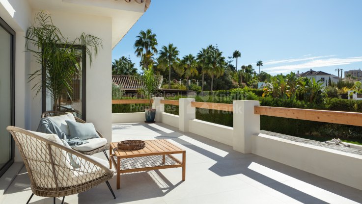 Schönes Einfamilienhaus in Las Brisas - Villa zum Verkauf in Nueva Andalucia