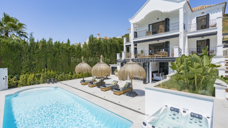 Wunderschönes Haus in El Capitan zu verkaufen - Villa zum Verkauf in Puerto del Capitan, Benahavis