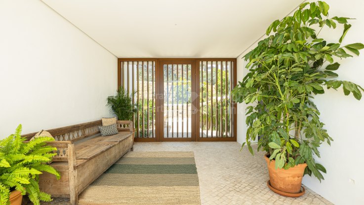 Moderne Villa in Komplex mit 24-Stunden-Sicherheit und Panoramablick - Villa zum Verkauf in Finca Cortesin, Casares