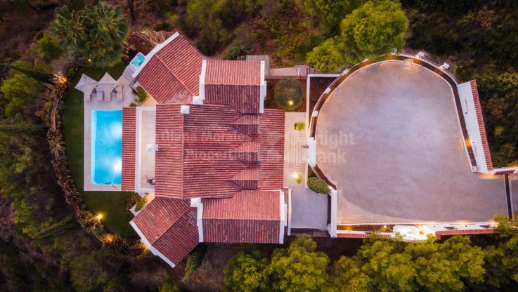 Elegante villa en El Madroñal - Villa en venta en El Madroñal, Benahavis