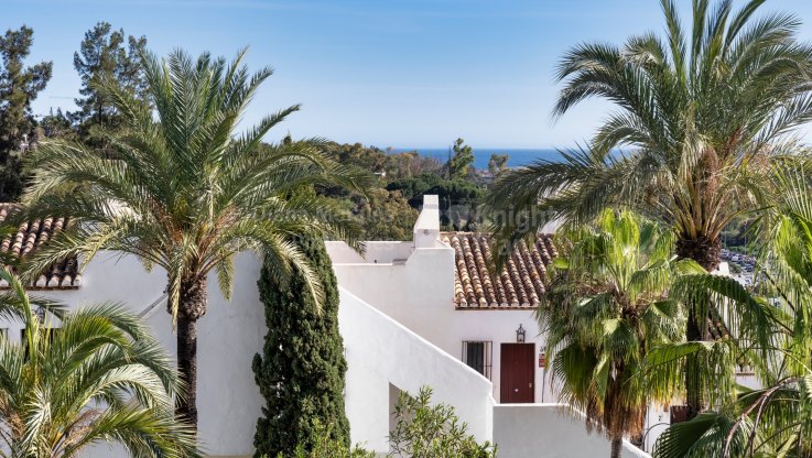 Newly Refurbished Townhouse in the Golden Mile - Town House for sale in Club Sierra, Marbella Golden Mile