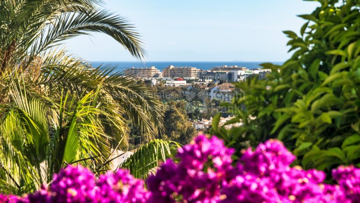 Newly Refurbished Townhouse in the Golden Mile - Town House for sale in Club Sierra, Marbella Golden Mile