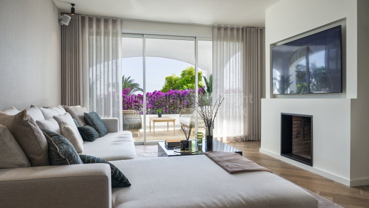Newly Refurbished Townhouse in the Golden Mile - Town House for sale in Club Sierra, Marbella Golden Mile