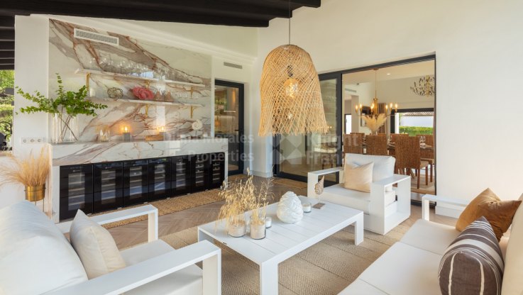 Charmantes Haus in geschlossener Gemeinschaft - Villa zum Verkauf in Marbella Country Club, Nueva Andalucia