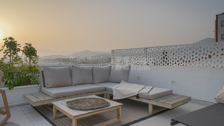 Exquisitely decorated triplex with open views - Triplex for sale in La Campana, Nueva Andalucia