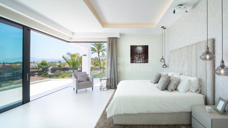 Espaciosa villa moderna en Rocío de Nagüeles - Villa en venta en Rocio de Nagüeles, Marbella Milla de Oro