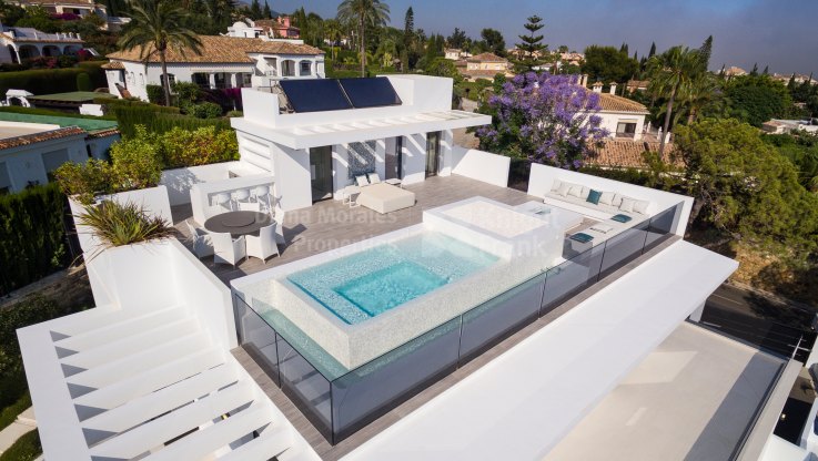 Espaciosa villa moderna en Rocío de Nagüeles - Villa en venta en Rocio de Nagüeles, Marbella Milla de Oro
