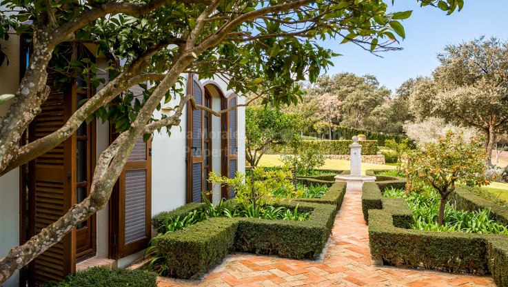 Exquise villa de style espagnol à San Roque, frontline golf - Villa à vendre à San Roque Club, San Roque