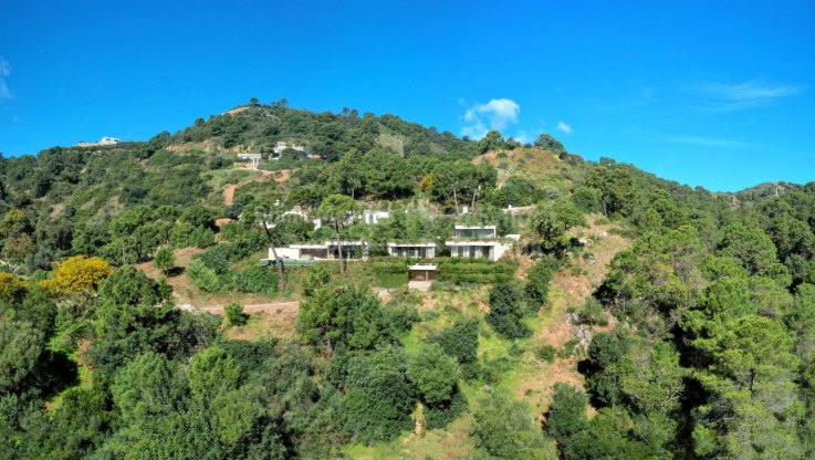 Villa de lujo en Benahavís con vistas panorámicas y diseño sostenible - Villa en venta en Monte Mayor, Benahavis