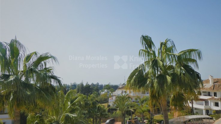 Duplex penthouse for sale in Marbella Golden Mile - Duplex Penthouse for sale in Monte Paraiso, Marbella Golden Mile