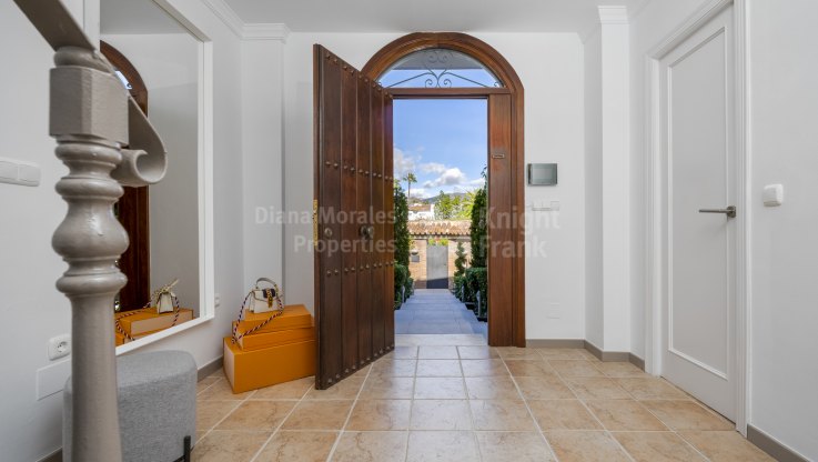 Bonita casa familiar en Lagomar - Villa en venta en Lagomar, Nueva Andalucia