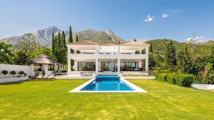 Villa with sea views - Villa for sale in Cascada de Camojan, Marbella Golden Mile