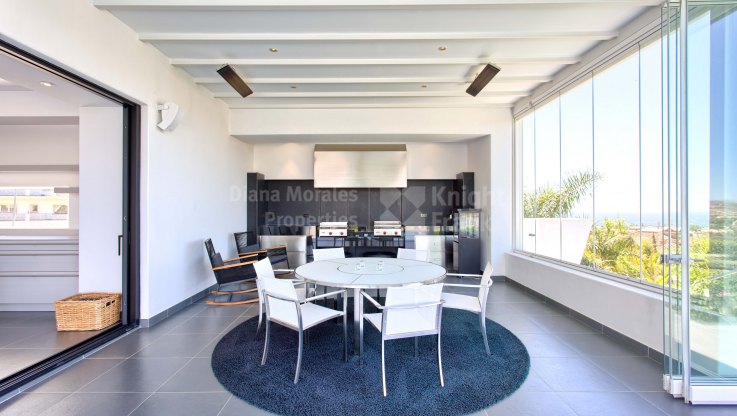 Stunning Contemporary Style Villa - Villa for sale in Los Flamingos Golf, Benahavis