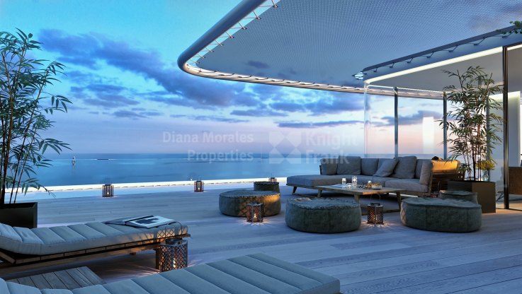 Estepona Playa, Emplacement splendide pour cet appartement penthouse en front de mer
