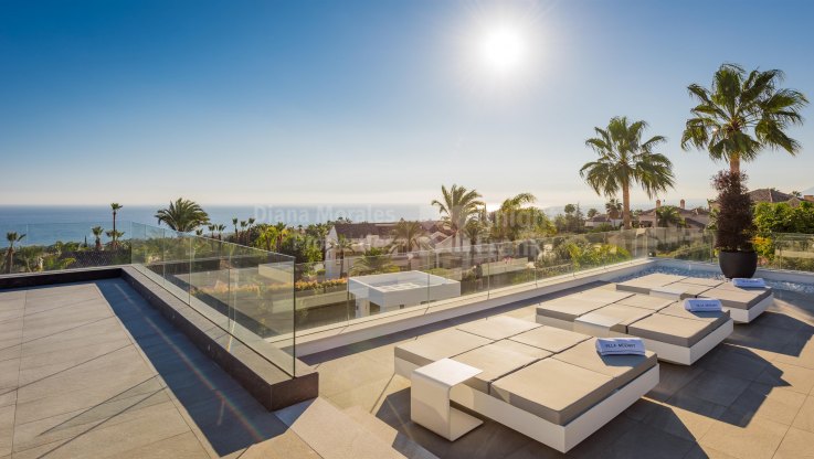 Casa de estilo contemporáneo en Marbella Sierra Blanca - Villa en venta en Sierra Blanca, Marbella Milla de Oro