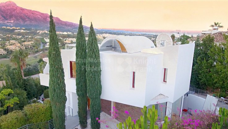 Villa de style contemporain à Nueva Andalucia - Villa à vendre à Nueva Andalucia