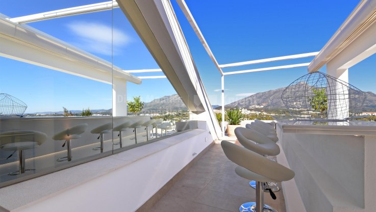 Villa de style contemporain à Nueva Andalucia - Villa à vendre à Nueva Andalucia