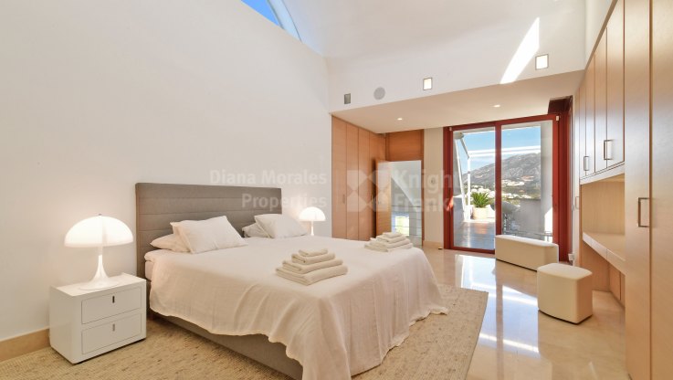 Villa de style contemporain à Nueva Andalucia - Villa à vendre à Nueva Andalucia