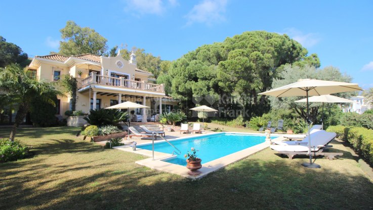 Confortable y soleada villa en Valle del Golf - Villa en alquiler en Las Brisas, Nueva Andalucia
