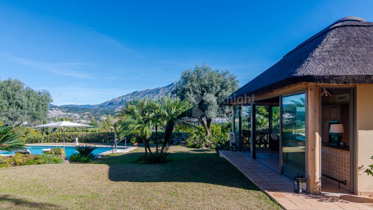 Cosy and sunny villa in the Golf Valley - Villa for rent in Las Brisas, Nueva Andalucia