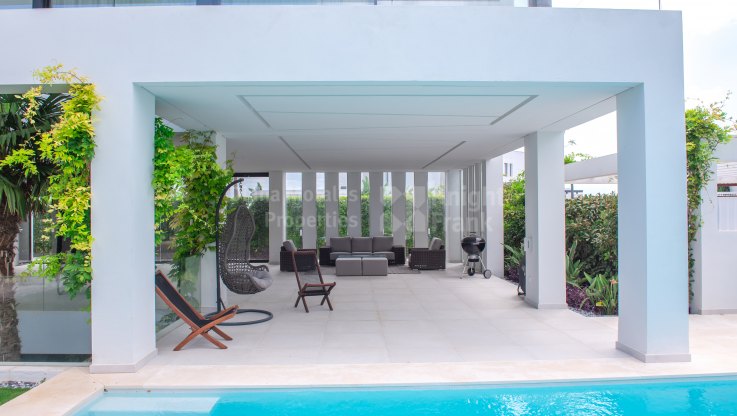 Newly built modern style house - Villa for sale in La Alqueria, Benahavis