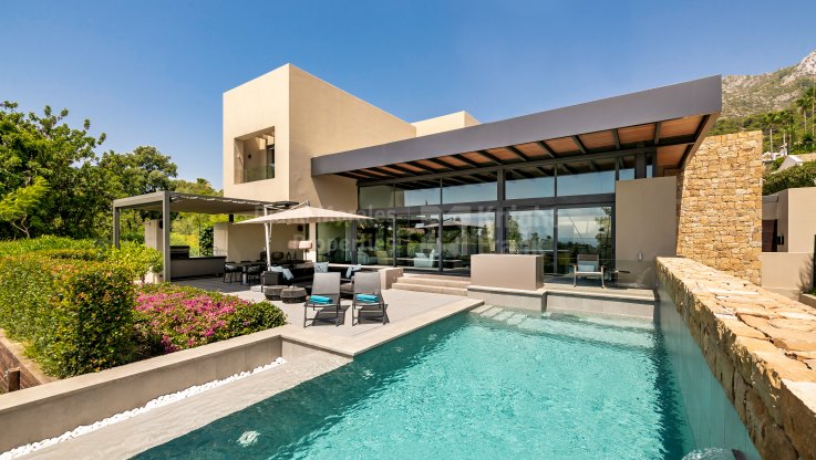 Beautifully designed contemporary villa in Cascada de Camojan - Villa for sale in Cascada de Camojan, Marbella Golden Mile