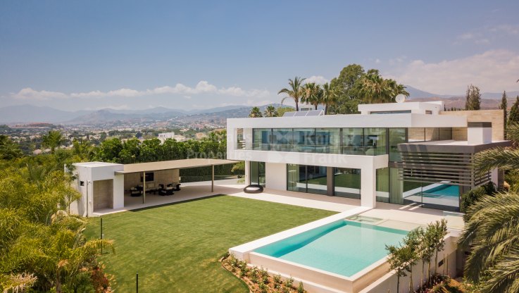 Villa à vendre à Las Lomas de Marbella, Marbella Golden Mile