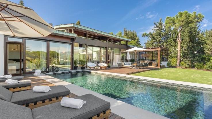 Villa im balinesischen Stil in Las Brisas zu verkaufen - Villa zum Verkauf in Las Brisas, Nueva Andalucia