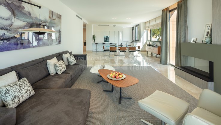 Penthouse with beautiful sea views - Duplex Penthouse for sale in Reserva de Sierra Blanca, Marbella Golden Mile