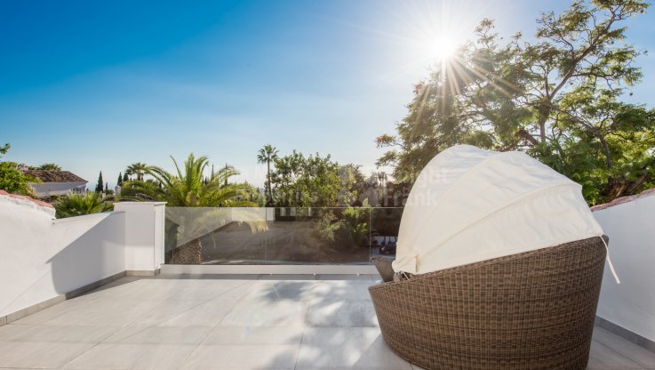 Completely refurbished villa in gated community - Villa for sale in Marbella Hill Club, Marbella Golden Mile