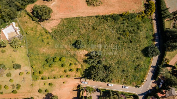 Plot with project for sale in Cascada de Camojan - Plot for sale in Cascada de Camojan, Marbella Golden Mile