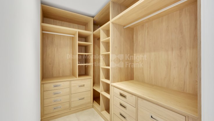 Scandinavian style apartment in Puerto Banús - Ground Floor Apartment for sale in Jardines del Puerto, Marbella - Puerto Banus