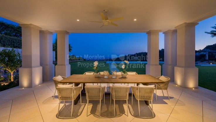 Herrschaftlicher Wohnsitz - Villa zum Verkauf in La Zagaleta, Benahavis