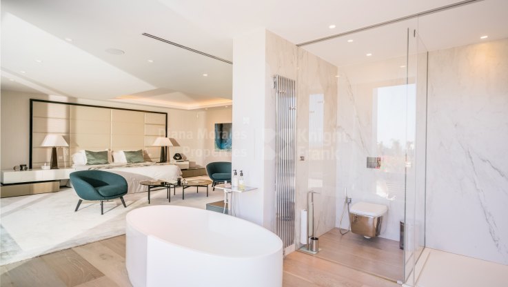 Spectacular Brand New Contemporary Villa - Villa for sale in Cascada de Camojan, Marbella Golden Mile