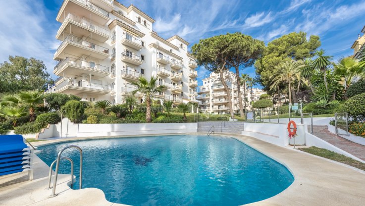 Apartment mit einem Schlafzimmer in einem Komplex in Strandnähe - Wohnung zum Verkauf in Andalucia del Mar, Marbella - Puerto Banus
