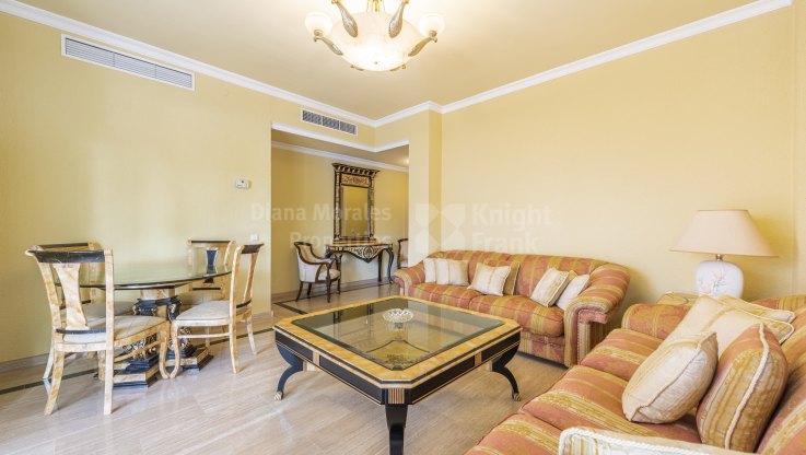 Appartement d'une chambre dans un complexe proche de la plage - Appartement à vendre à Andalucia del Mar, Marbella - Puerto Banus